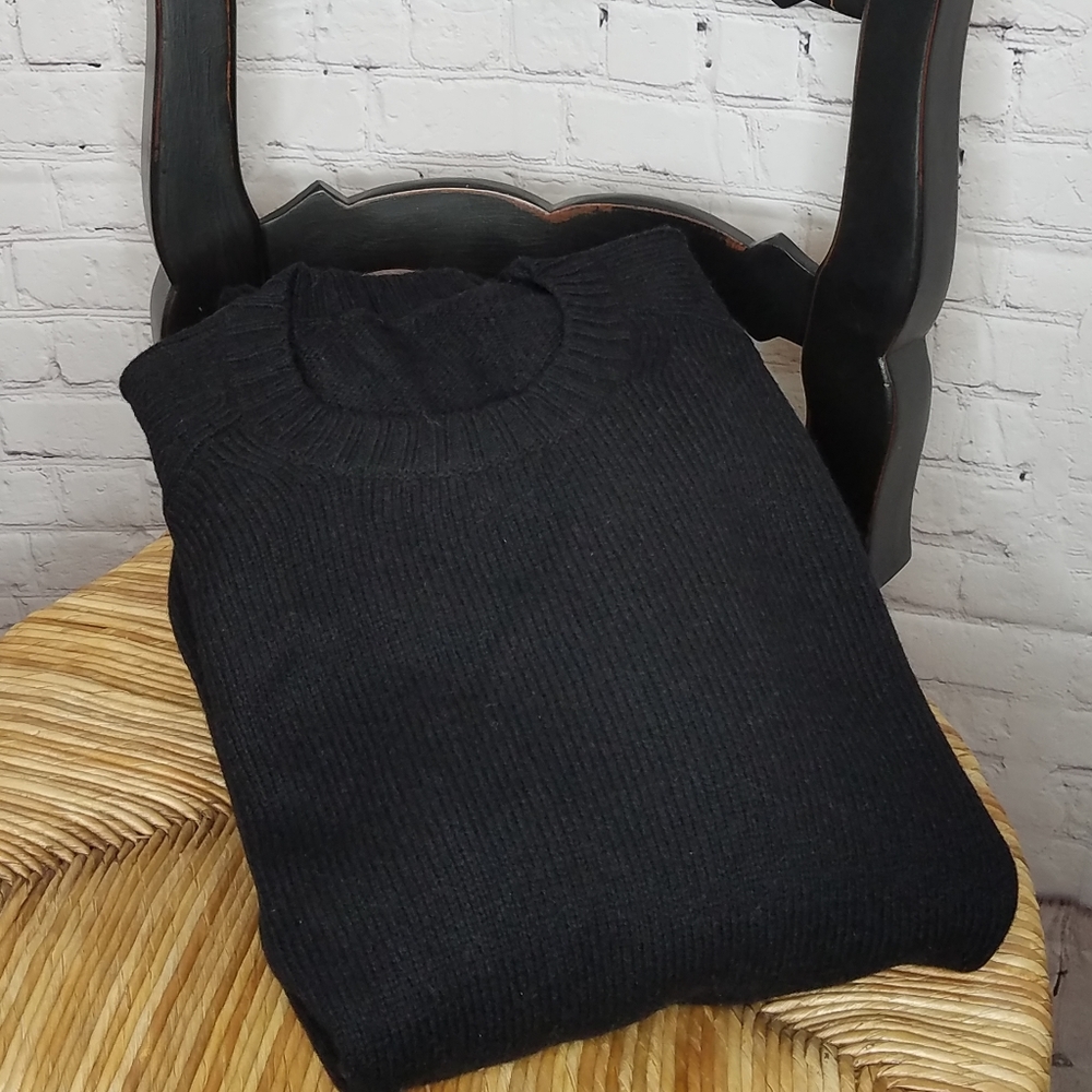 Mens Sweater Crew NeckLong Sleeves Size M